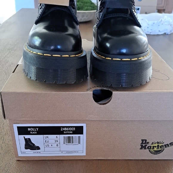 Dr. Martens Molly Women's Leather Platform Boots - Color: Black - Size: 8 - Picture 4 of 9